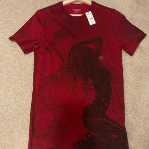 NWT Dark Red Express T-Shirt. X-Small. Woman model with gradient